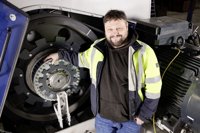 0420 Lindner c Komet Series 3 Daniel Vermeulen drive unit 