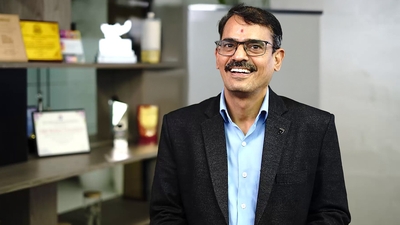 1202 Steinert2 01 CMR Vice President Ved Prakash Gupta